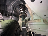 お車を安心してお乗りいただく為には、足回りの定期点検が欠かせません。サービスサポート(有償保証)では無料点検もご提供しており、安心のカーライフをお過ごしいただけるサポート体制が整っています。