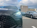 ターンランプ点灯時に、デイライト、クリアランスランプを消灯して切り替えるダブルファンクションタイプを採用し、優れた被視認性を確保。