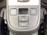 スマートな電子制御式パーキングブレーキに加え、渋滞時などでブレーキペダルから足を離しても停車を維持するオートブレーキホールド機能により、運転がより快適になります。