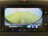 リアカメラ付で、後方をナビ画面で確認。車庫入れも安心です。もちろん、バックギアと連動しています。