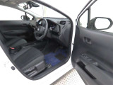 【禁煙車の定義】当店の定義・・・☆タバコ臭くない事☆コゲがない事☆灰皿等の喫煙器具が未使用の事 以上3項目をクリアした場合【禁煙車】と表示します。(現状を表しています。過去の事は、断定できません。)