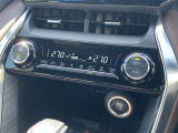 オートエアコン★温度を設定すれば車内を快適な温度に保ってくれます♪