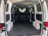 【シートアレンジ】後部座席を折りたたむと荷物を沢山載せることができます!