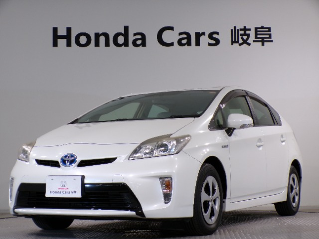 プリウス 1.8 S