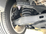 お車を安心してお乗りいただく為には、足回りの定期点検が欠かせません。サービスサポート(有償保証)では無料点検もご提供しており、安心のカーライフをお過ごしいただけるサポート体制が整っています。