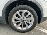 この度は数ある中から弊社認定中古車をご覧いただき誠にありがとうございます。スペースの都合上、店舗で展示していない場合がございますの事前にお問い合わせくださいませ。