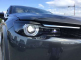 LEDヘッドランプ装備・消費電力が少なく明るいので夜間走行も安心して運転出来ます。