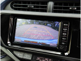 『1台』のお車に対して、3名体制で日々議論を重ね仕入れを行っております。