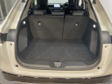 広々としたカーゴスペース。週末のお買い物や長期旅行のたくさんの荷物も積載できます。