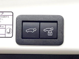 【パワーバックドア】スマートキーや運転席のボタンを押すだけでリアゲートが自動で開閉します!荷物を持っている時や、高い位置にあるバックドアを閉める際に便利な機能です♪