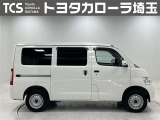後席ガラスにフィルムが貼られております!直射日光の緩和とプライバシー保護にも役立ちます!