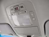 使いやすさや安全性を追求したステアリング周り!高級車ゆえにスイッチ類が多いのも特徴ですね!考え尽くされた配置ですぐに使いこなす事が出来ますのでご安心下さい!是非、体感してみて下さい!!