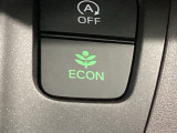 ★ECONスイッチ★ エコドライブを加速しよう!スイッチをONにすると、運転の仕方によるロスを抑え込み燃費をよくするようクルマが頑張ります(*^ー^*)燃費向上にチャレンジ♪