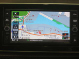 純正メモリーナビ装着車です☆お出かけの際に安心なカーナビ機能はもちろん、TV機能も付いています♪