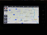 ナビを装備。タッチパネル式で使いやすく、お出かけもラクラクです。