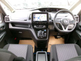 セレナ 1.2 e-POWER ハイウェイスターV 