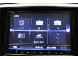 ホンダ純正ナビなのでダッシュボードにスッキリと収まっています。土地勘の無い所でも迷わず安心ですね!AVも色いろ視聴出来るのでドライブも楽しくなります!