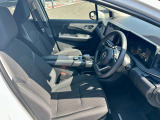 快適に運転できるドライブポジション!運転席シートリフターとシートスライドで、無理のない運転姿勢がとれます。