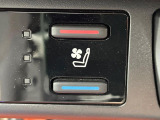 【シートヒーター&ベンチレーション】夏場は涼しい風でお尻や背中の熱やムレを防ぎ、冬はエアコンよりも早く温まってポカポカに!季節を問わず快適に過ごせます。