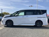 セレナ 1.4 e-POWER ハイウェイスターV 