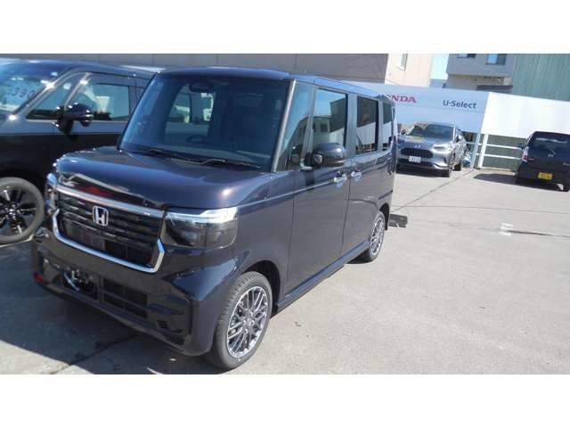 N-BOXカスタム ターボ 4WD 