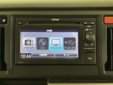 オーディオはワンセグTV対応のGathersディスプレイ・オーデイオを搭載しています。CD再生の他にUSB端子を使って、外部入力から音楽なども楽しめます。