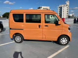 ご遠方のお客様には専門業者を介した陸送納車サービスがございます【※有料】。 お住まい・お届けご希望ご希望の地域をご連絡頂ければ輸送費用のお見積りと輸送期間の目安をご案内させていただきます。