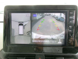 アラウンドビュ-モニタ-装備。上から見下ろしているような映像が表示されるので、車庫入れ時にも安心です!確認しずらい障害物等も視認しやすいですね^^