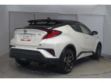 C-HR ハイブリッド 1.8 S GR スポーツ 