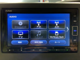 CD/DVDの再生はもちろん、ミュージックラック(録音機能)で、お手持ちのCDが録音できます。