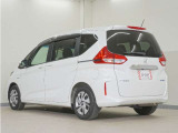 当社では、お客様に安心してお車をお選びいただくため、ご購入前に現車のご確認をお願いしております。
