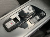 運転席まわりの画像です。