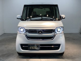 フロントマスクは個性もいっぱい! 人気の車です。