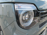 【外装】LEDヘッドライトです。