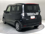 人気カラー:ブラック! 車のデザインがボディカラー【ブラック】によって、一層引き締まってカッコよく見えます!