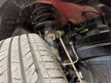 お車を安心してお乗りいただく為には、足回りの定期点検が欠かせません。サービスサポート(有償保証)では無料点検もご提供しており、安心のカーライフをお過ごしいただけるサポート体制が整っています。