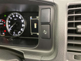 プリクラッシュセーフティーシステムです。万が一よそ見をして前車や壁にぶつかりそうになっても、知らせてくれます♪もちろん、安全運転は忘れずに。