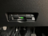 ETC2.0付き!高速道路を走行時には必需品です。高速道路・有料道路の料金をキャッシュレス ゲートに停止することなく通過できます。ETCカードは現在ご利用中のもので大丈夫です。