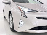 フォグランプ装着車です。暗い夜道の車両前方を明るく照らします