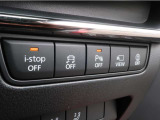 障害物などが車両に近づいた際に、音と画面表示にてお知らせしてくれます。警告音も段階的に鳴ってくれるので、どのくらいの近さなのか感覚的に察知することが出来ます♪