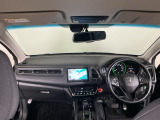 【前方視界】開放的な前方視界!運転がしやすく疲れにくいです♪窓が大きく、見通しがとっても良いおクルマですよ♪