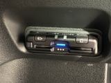 いまや快適なカーライフに欠かせないETCが付いています。