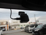 リアへドライブレコーダーを装備しております。