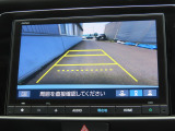 リアワイドカメラシステム!従来の視野に加えて、後方側方を約180&deg;まで見えるワイドビューと、後方を真上から見たような視野で駐車時などに便利なトップダウンビューの3つの視野があります!