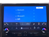 ブルートゥースに接続することにより、スマホに入ったお気に入りの音楽を車内で楽しむことができます♪あると本当に便利な機能になっています!