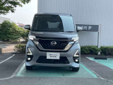 精悍なフロントマスクにLEDヘッドランプ装備で更に武装