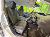 運転席シート廻りは使用感も少なく、良好な状態となっています。丁寧に使われていたことがよくわかりますね。