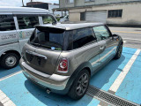 人気のMINI ONE入庫しました おしゃれなデザインとコンパクトで運転しやすく、街乗りからロングドライブまで快適です 認証工場でしっかり整備してから納車いたします お気軽にお問い合わせください