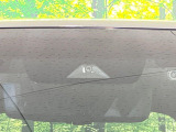 【トヨタセーフティセンス】走行中に前方の車両等を認識し、衝突しそうな時は警報とブレーキで衝突回避と被害軽減をアシスト。より安全にドライブをお楽しみいただけます。