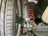 お車を安心してお乗りいただく為には、足回りの定期点検が欠かせません。サービスサポート(有償保証)では無料点検もご提供しており、安心のカーライフをお過ごしいただけるサポート体制が整っています。